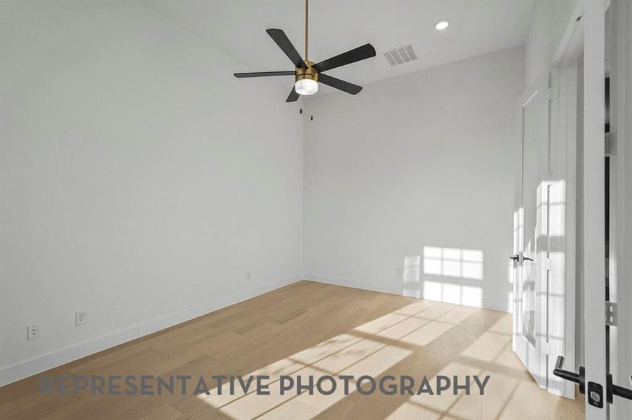 Spacious, unfurnished interior of a new home in Star Trail, Prosper (Image 16). Spacious, unfurnished interior of a new home in Star Trail, Prosper (Image 16).