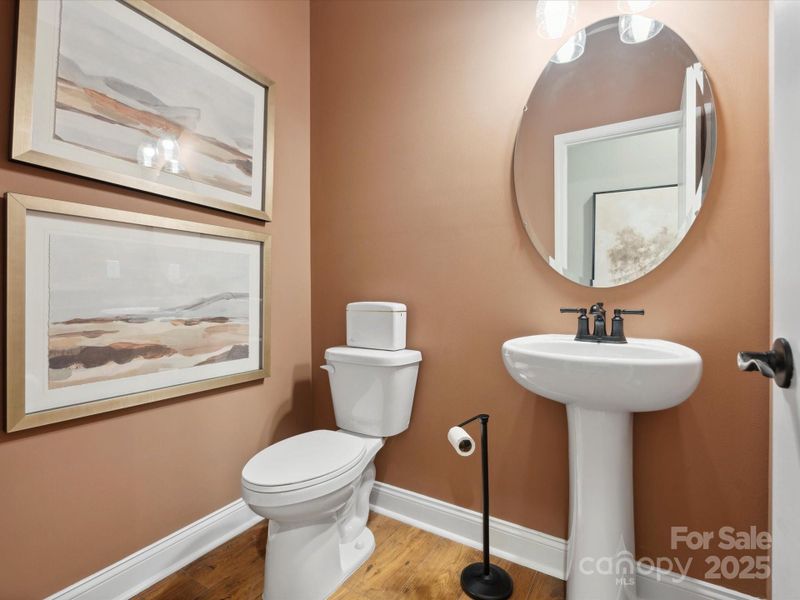 Photo is of Model and for representational purposes only