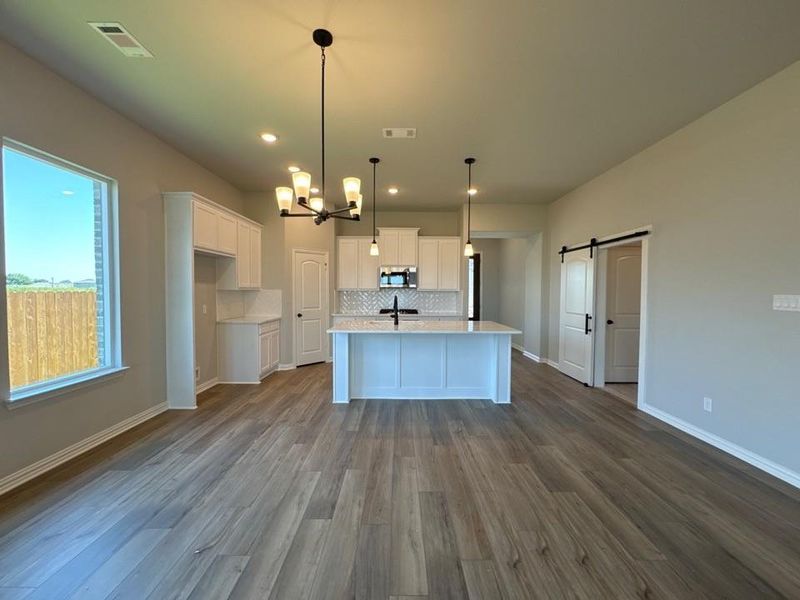 Spacious, unfurnished interior of a new home in Cedar Ridge Estates, Anna (Image 15).