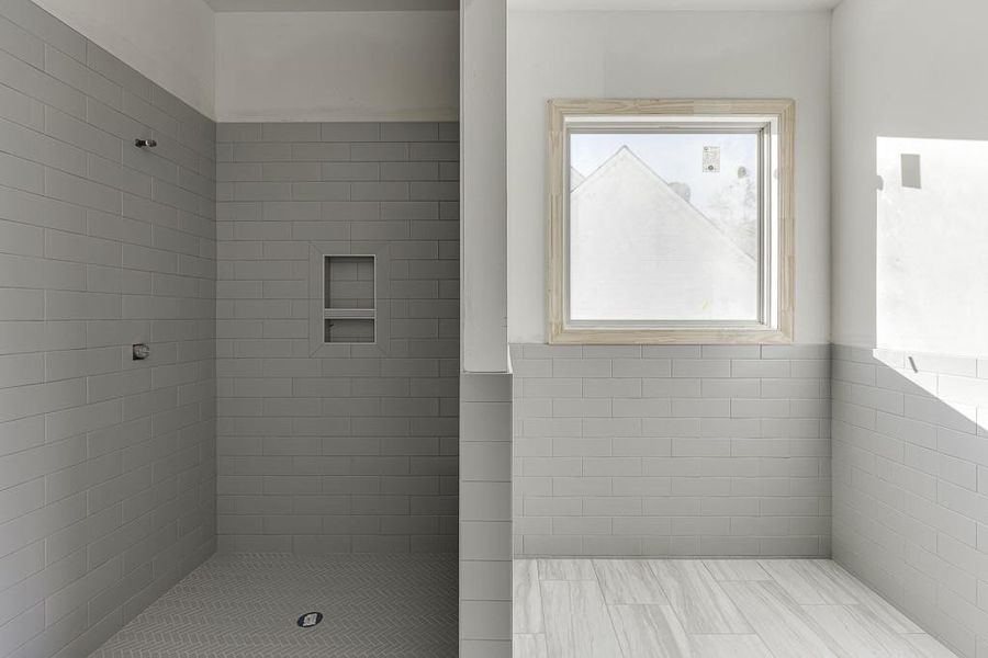 Furnished interior view inside a new home in , Jefferson (Image 4).