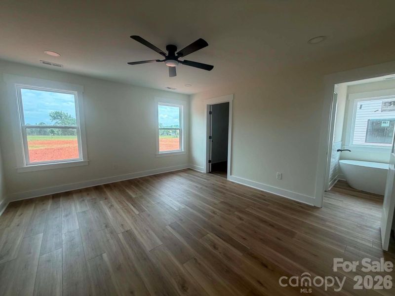 Spacious, unfurnished interior of a new home in , Salisbury (Image 15).
