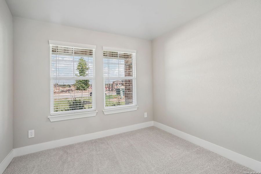 Spacious, unfurnished interior of a new home in Carmel Ranch, Schertz (Image 14). Spacious, unfurnished interior of a new home in Carmel Ranch, Schertz (Image 14).