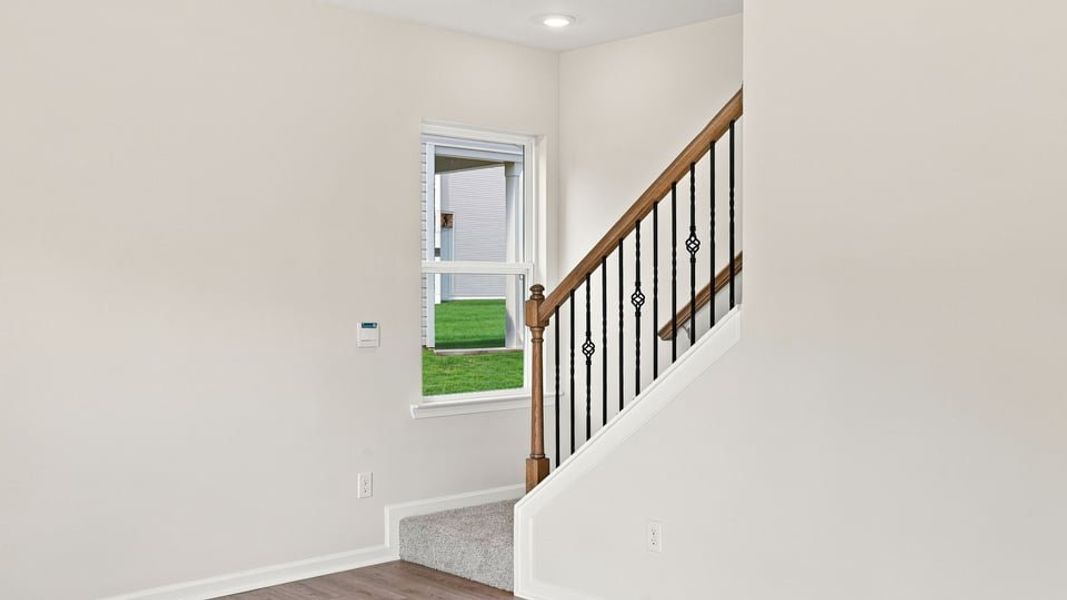 Spacious, unfurnished interior of a new home in Woodglen, Piedmont (Image 22).