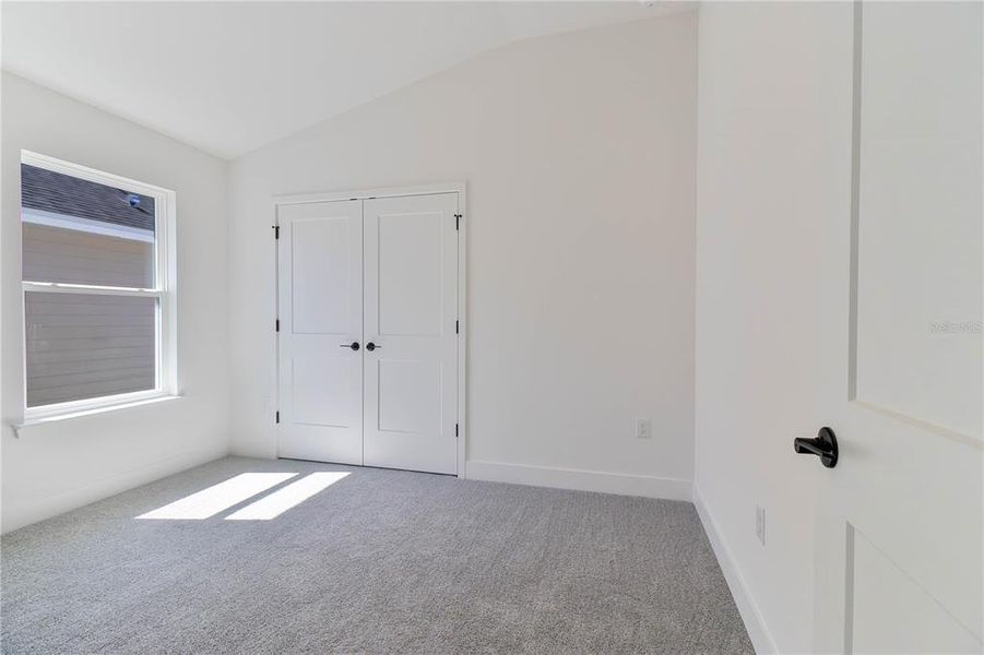 Spacious, unfurnished interior of a new home in Briarwood, Alachua (Image 15).