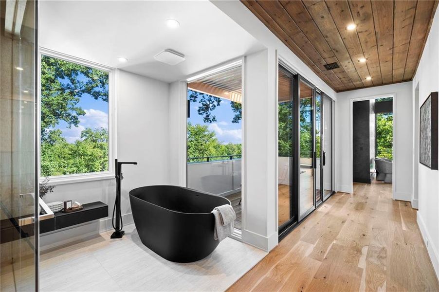 Furnished interior view inside a new home in , Atlanta (Image 67).