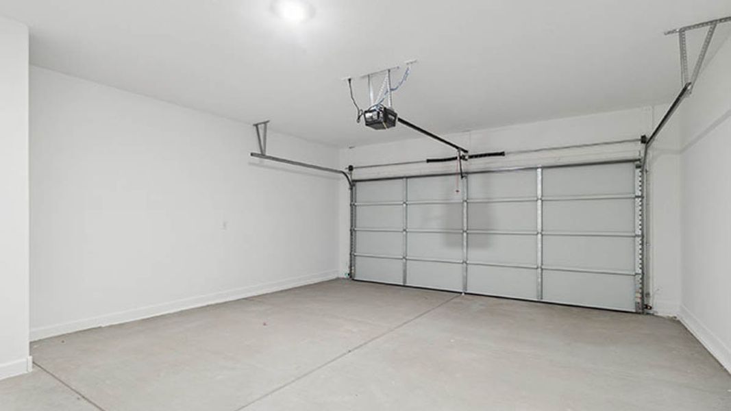 Representative unfurnished interior of a home built from the Abbot by D.R. Horton in Anthem at Merrill Ranch, Florence (Image 21).