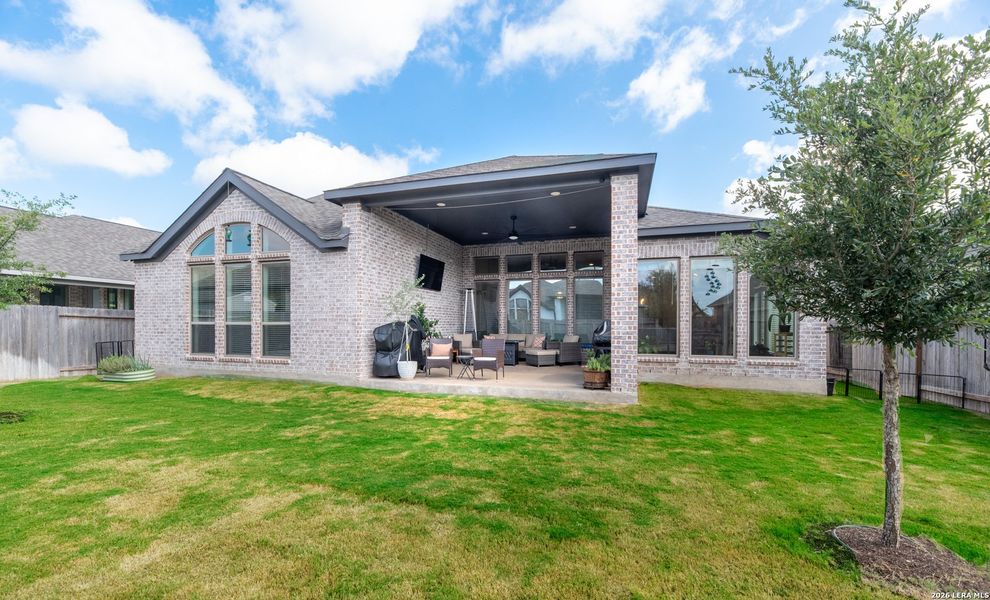 Exterior details and patio area of a home in Meadows of Mill Creek, Seguin (Image 4).