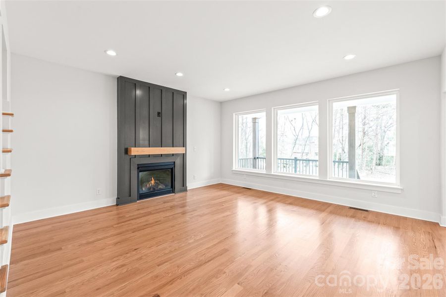 Spacious, unfurnished interior of a new home in , Hickory (Image 21).