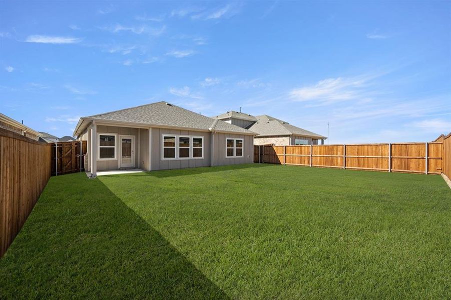 1732 Willow Patch- Back-1 1732 Willow Patch- Back-1