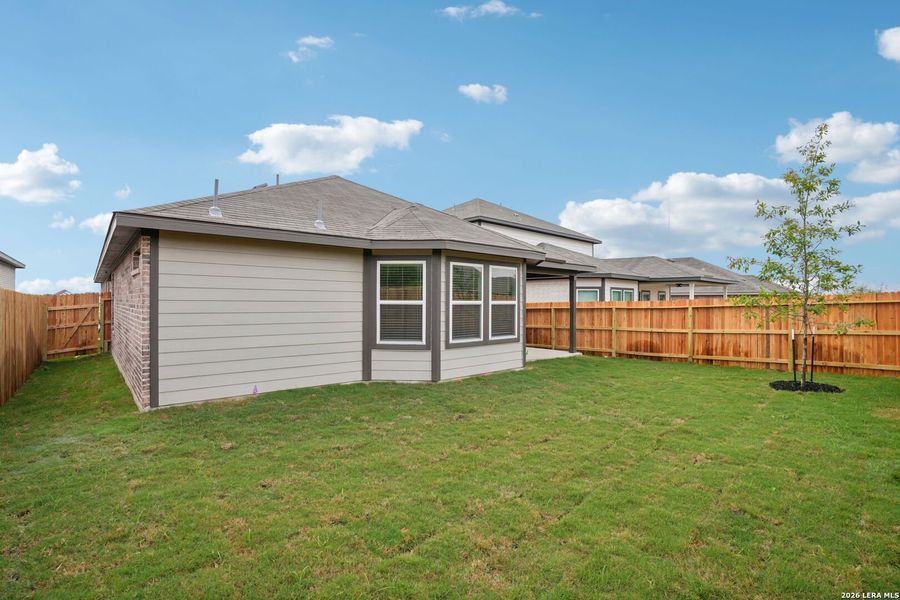 Exterior details and patio area of a home in Sagebrooke - Premier Series, San Antonio (Image 18).