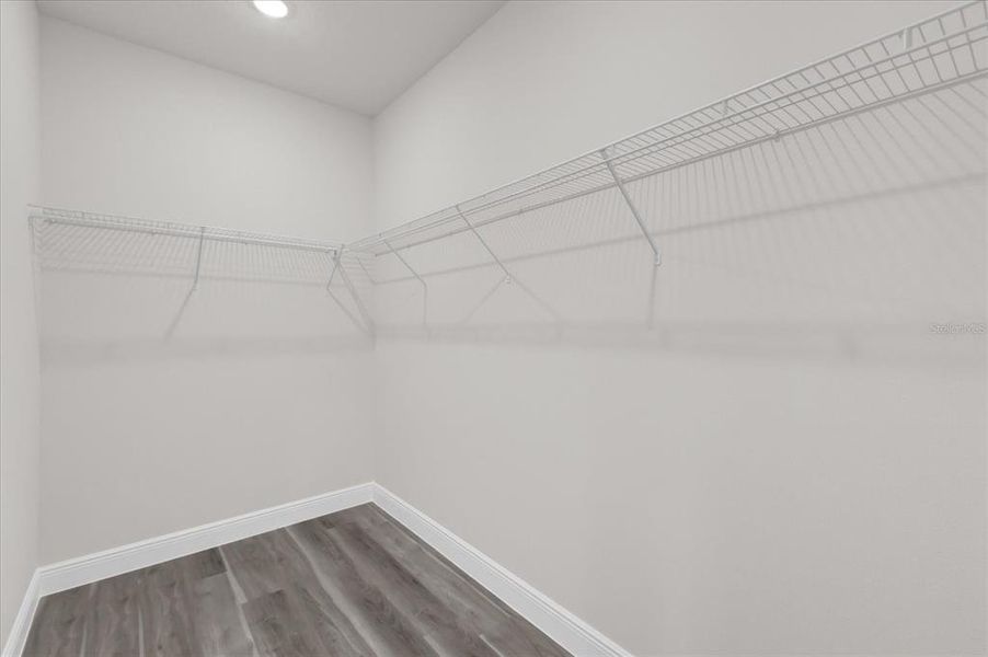 Spacious, unfurnished interior of a new home in , Ocala (Image 22).