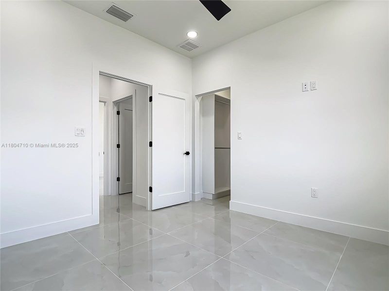 Spacious, unfurnished interior of a new home in , Cape Coral (Image 35). Spacious, unfurnished interior of a new home in , Cape Coral (Image 35).