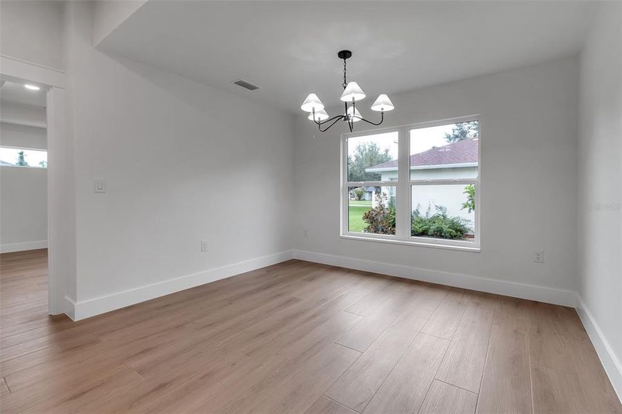 Spacious, unfurnished interior of a new home in , Venice (Image 73).