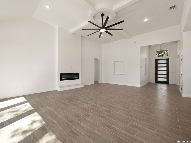 Spacious, unfurnished interior of a new home in , Elmendorf (Image 48).