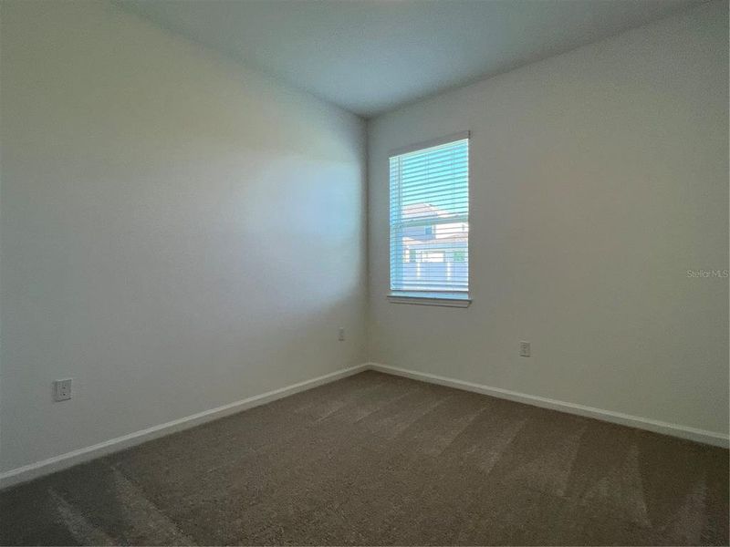 Spacious, unfurnished interior of a new home in Hills of Minneola, Minneola (Image 11).