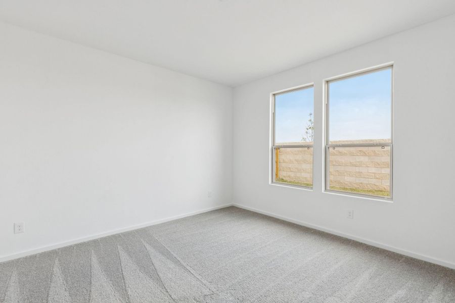 Spacious, unfurnished interior of a new home in River Ranch, Dayton (Image 25).