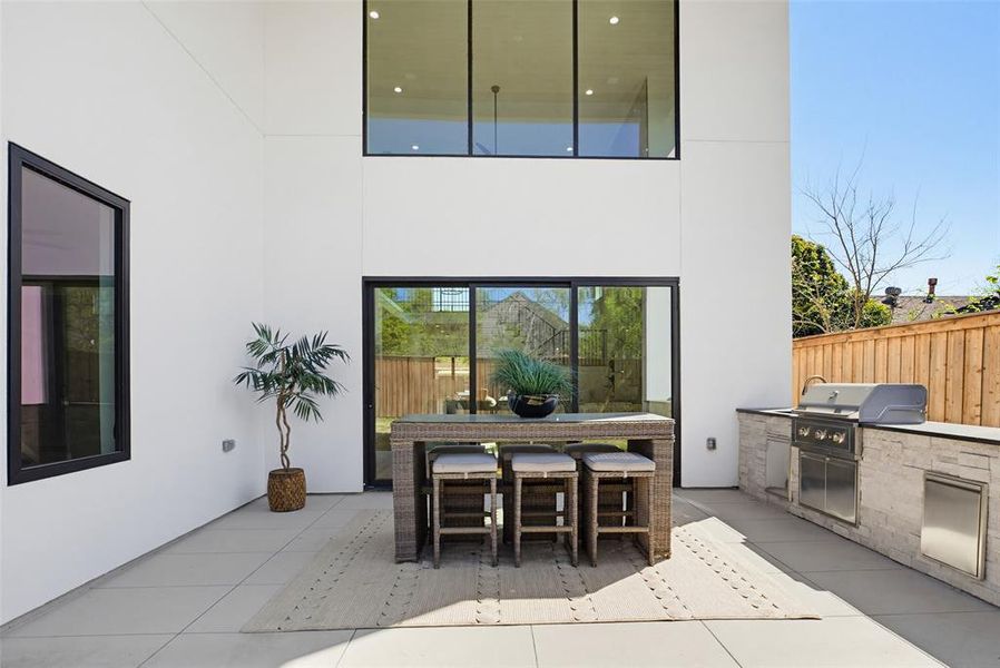 Patio and Outdoor Kitchen Patio and Outdoor Kitchen
