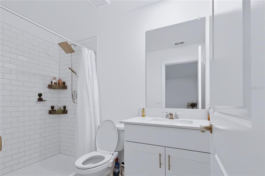 Furnished interior view inside a new home in , Wimauma (Image 30).