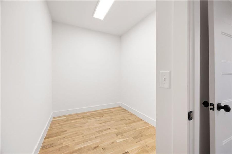 Spacious, unfurnished interior of a new home in , Cartersville (Image 21).