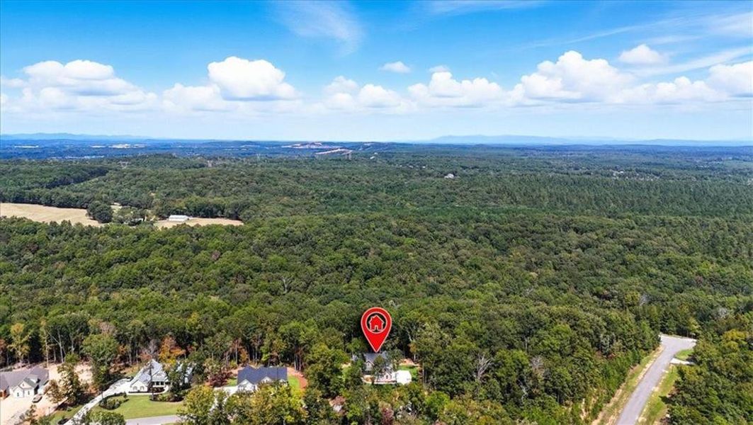 Image 52 of a home in .