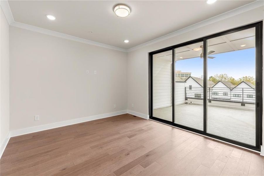 Spacious, unfurnished interior of a new home in , Alpharetta (Image 22).