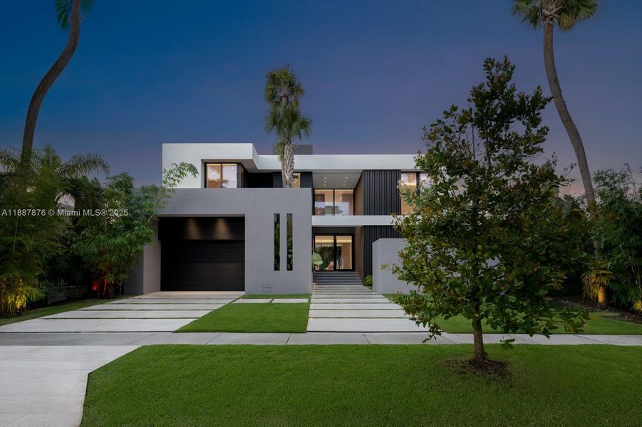 Image 47 of a home in .