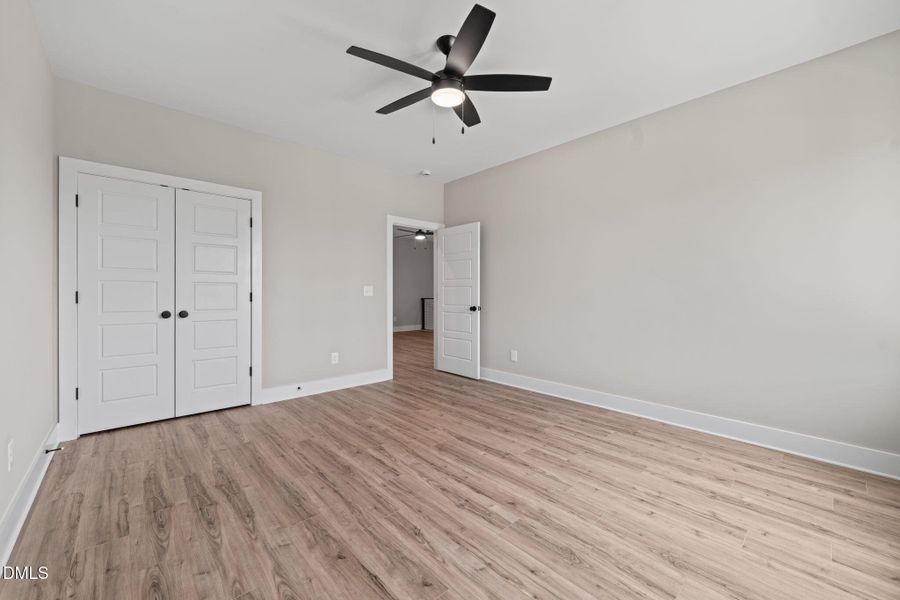 215 summer breeze bedroom 4