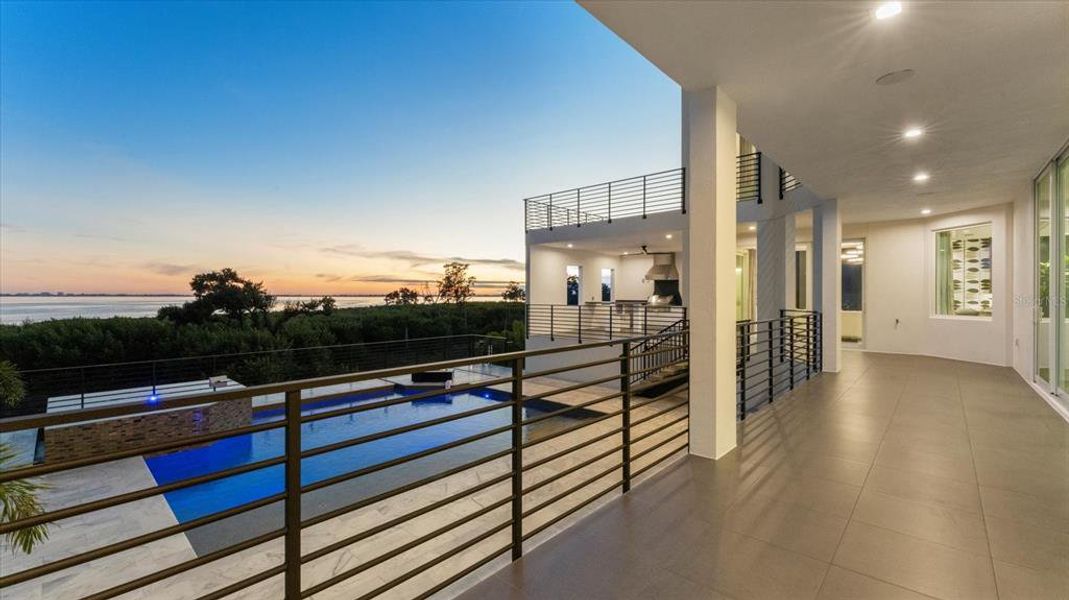 Exterior details and patio area of a home in Legends Bay, Bradenton (Image 31).