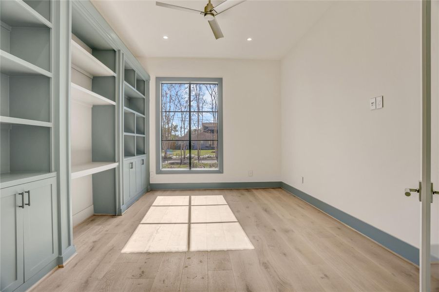 Spacious, unfurnished interior of a new home in , Houston (Image 21).