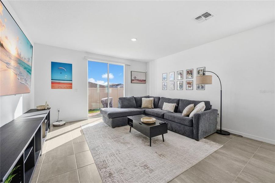 Furnished interior view inside a new home in , Haines City (Image 13).