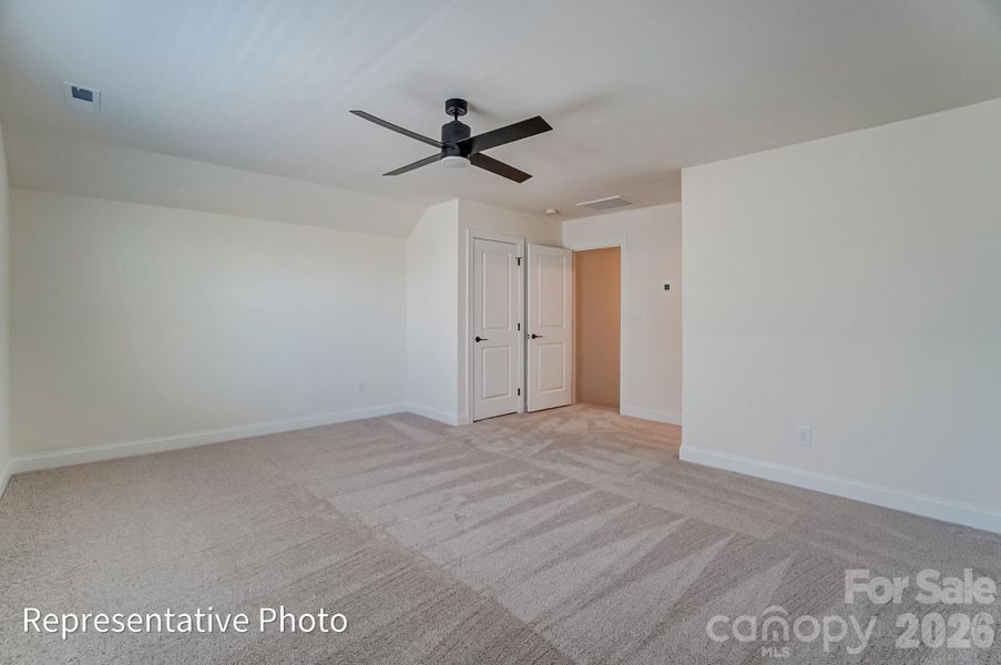 Spacious, unfurnished interior of a new home in Waterford Commons, Rock Hill (Image 18).