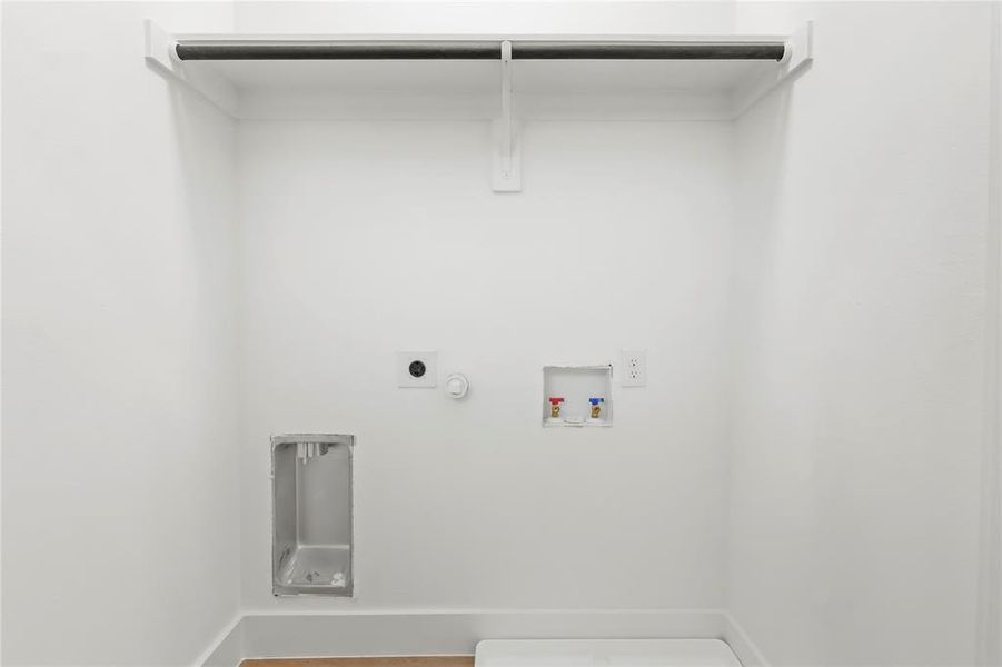 Spacious, unfurnished interior of a new home in , Dallas (Image 17). Spacious, unfurnished interior of a new home in , Dallas (Image 17).