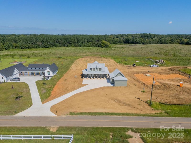 Image 33 of a home in .