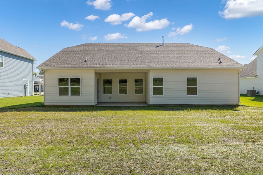 Exterior details and patio area of a home in Hampshire Hills, Columbia (Image 33).