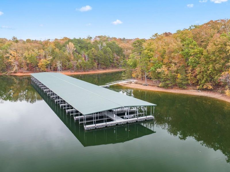 Image 37 of a home in Falcon Landing.