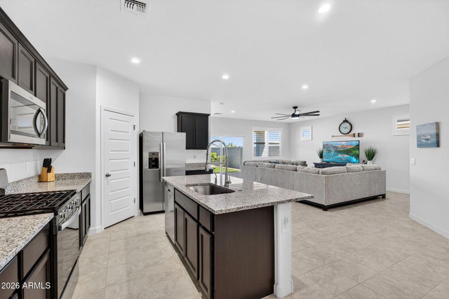 14-web-or-mls-031S Palo Verde Dr