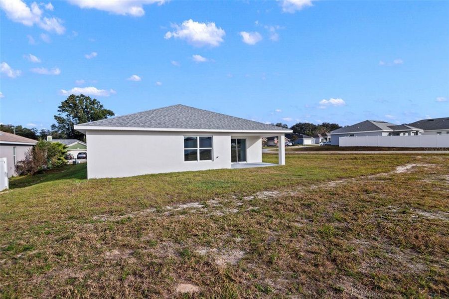 Exterior details and patio area of a home in SummerCrest, Ocala (Image 23).