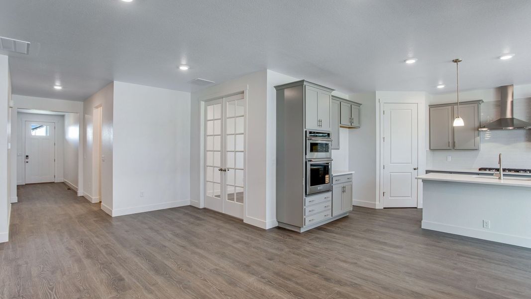 Spacious, unfurnished interior of a new home in Vantage, Berthoud (Image 13). Spacious, unfurnished interior of a new home in Vantage, Berthoud (Image 13).