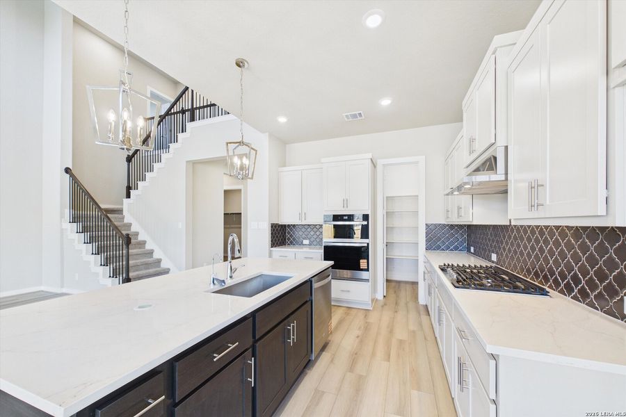 Furnished interior view inside a new home in Foxbrook, Cibolo (Image 9).