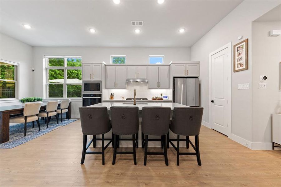 Furnished interior view inside a new home in , Dallas (Image 9). Furnished interior view inside a new home in , Dallas (Image 9).