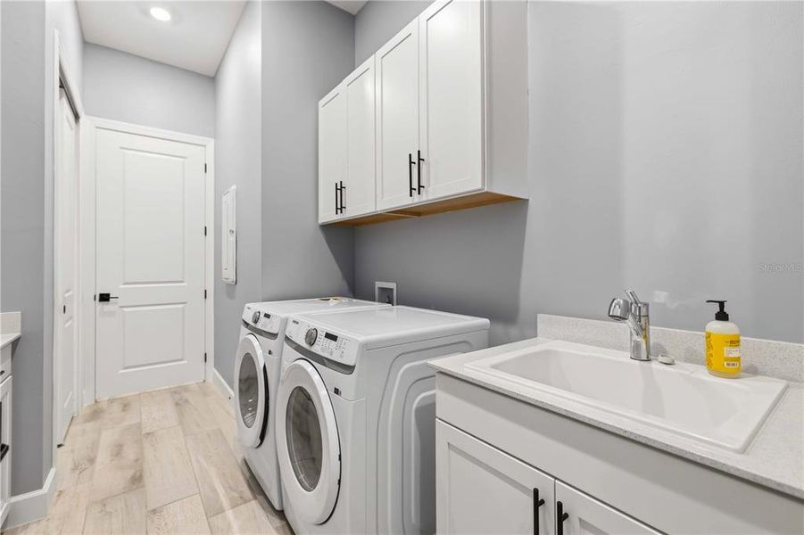 Furnished interior view inside a new home in , Nokomis (Image 37).