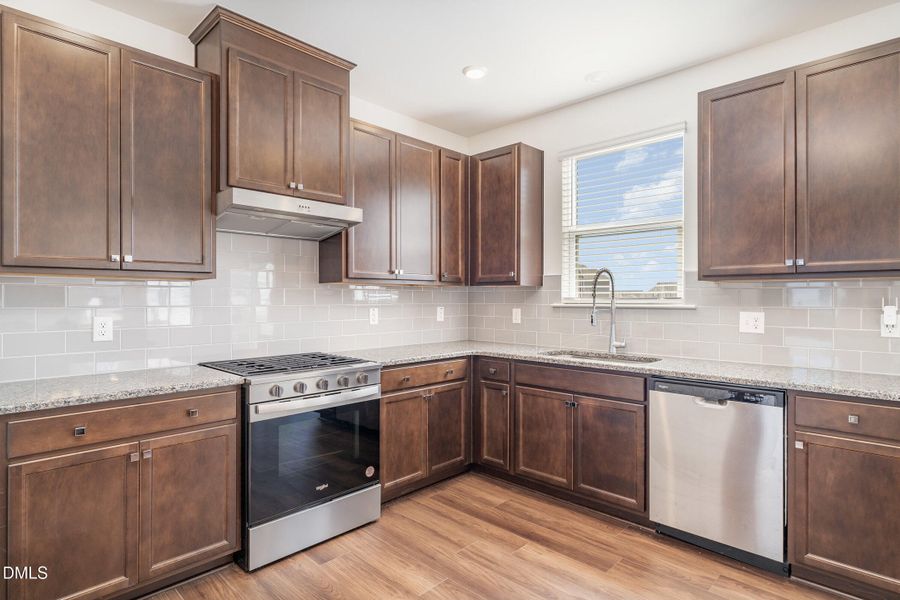 015_dsc08742-edit_365