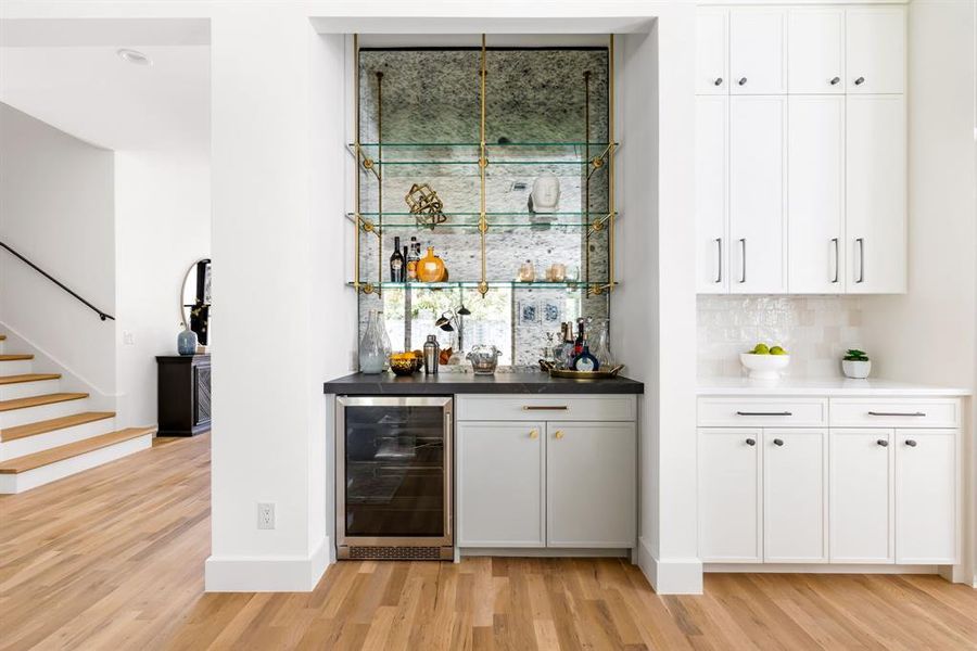 Furnished interior view inside a new home in , Dallas (Image 17). Furnished interior view inside a new home in , Dallas (Image 17).