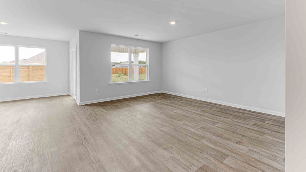 Spacious, unfurnished interior of a new home in Cedar Hill Landing, Navassa (Image 11).