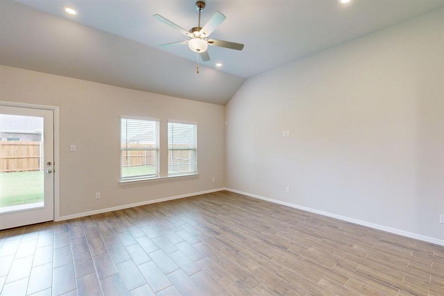 Spacious, unfurnished interior of a new home in Forest Park, Princeton (Image 24). Spacious, unfurnished interior of a new home in Forest Park, Princeton (Image 24).