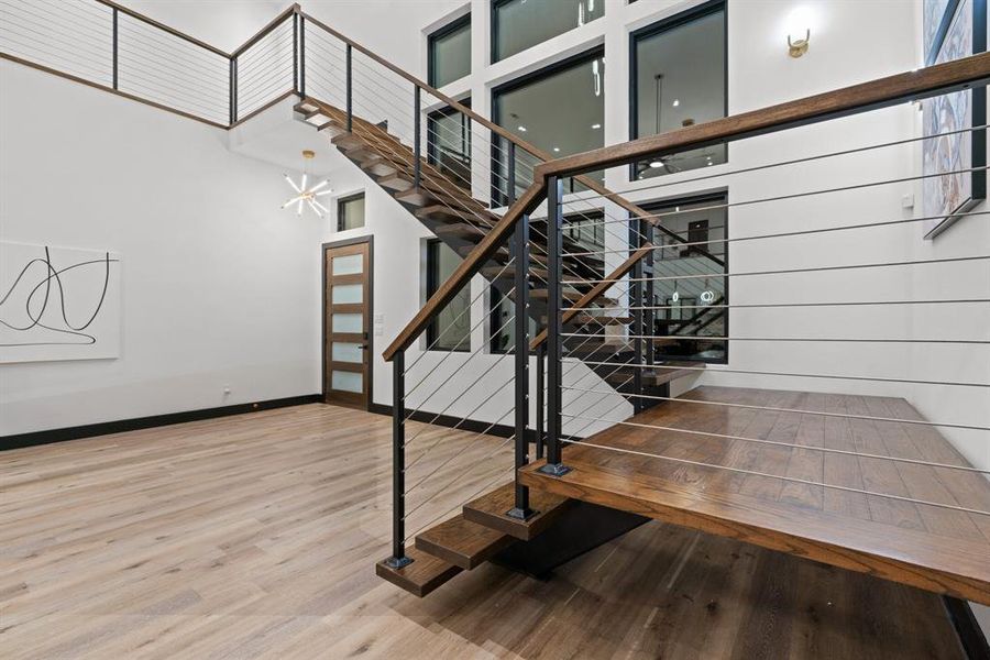 Spacious, unfurnished interior of a new home in , Dallas (Image 21).