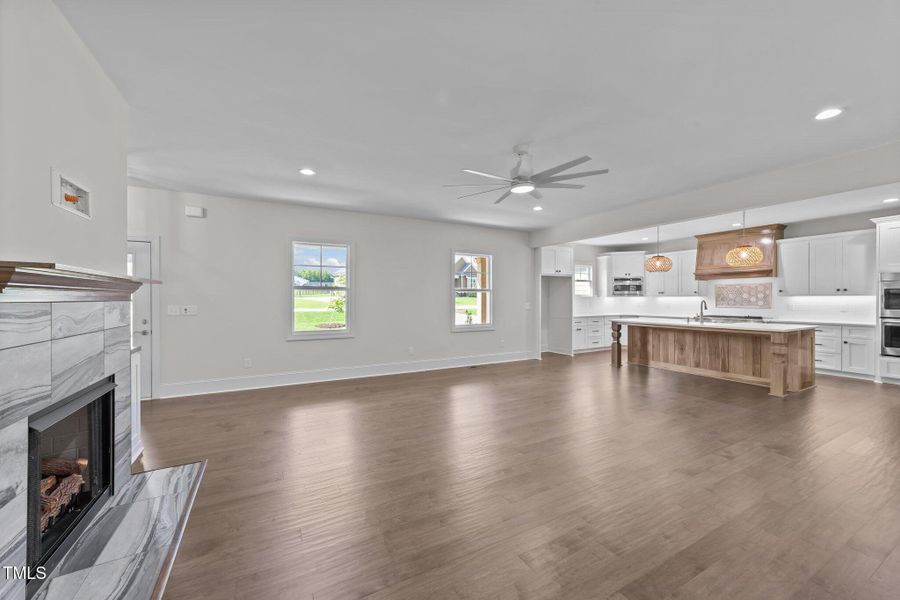 18-web-or-mls-VB4A7836 18-web-or-mls-VB4A7836