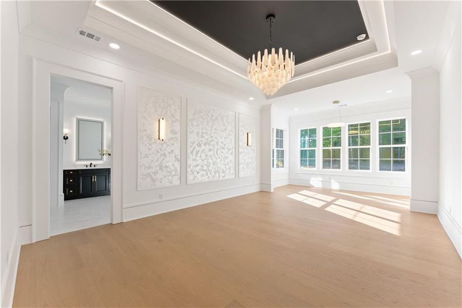 Spacious, unfurnished interior of a new home in , Monroe (Image 35).