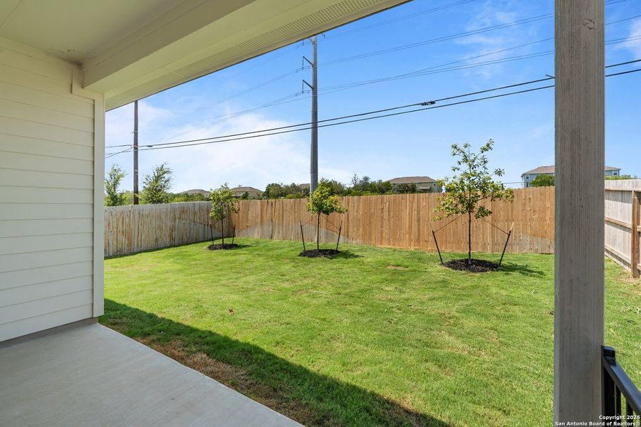 Image 41 of a home in Hunters Ranch.