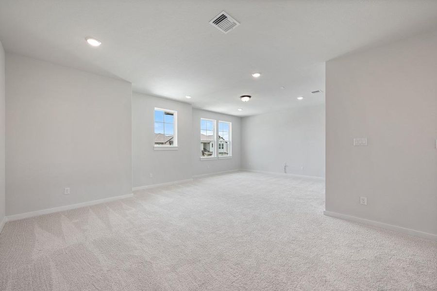 Spacious, unfurnished interior of a new home in Lagos Reserve, Manor (Image 28). Spacious, unfurnished interior of a new home in Lagos Reserve, Manor (Image 28).